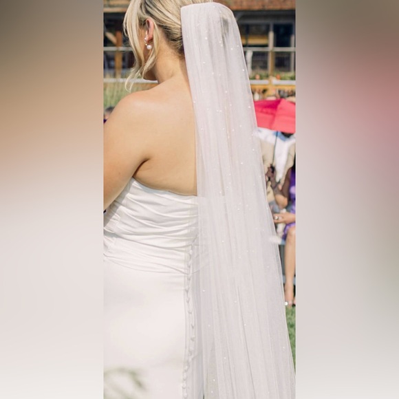 MH "Penelope" veil, style 23910V/108. Pearls. 8 ft 8 in long - Picture 2 of 5